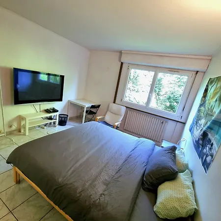 Geneva House M *
