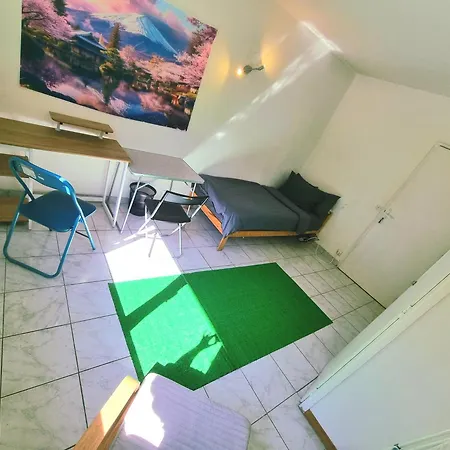 Geneva House M *